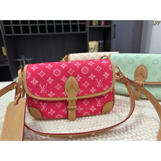 Louis Vuitton Diane (Monogram Denim)